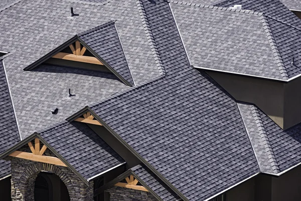 Asphalt-Shingle-Roof-1